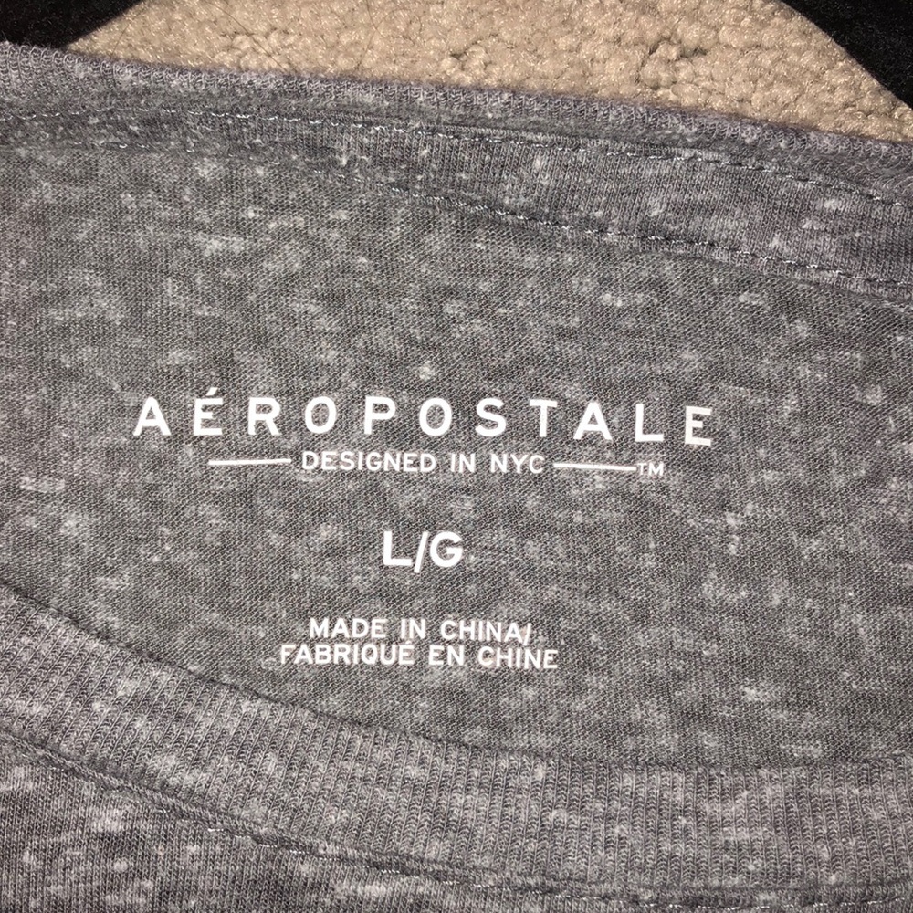 Aeropostale tee!💕 - Picture 3 of 3
